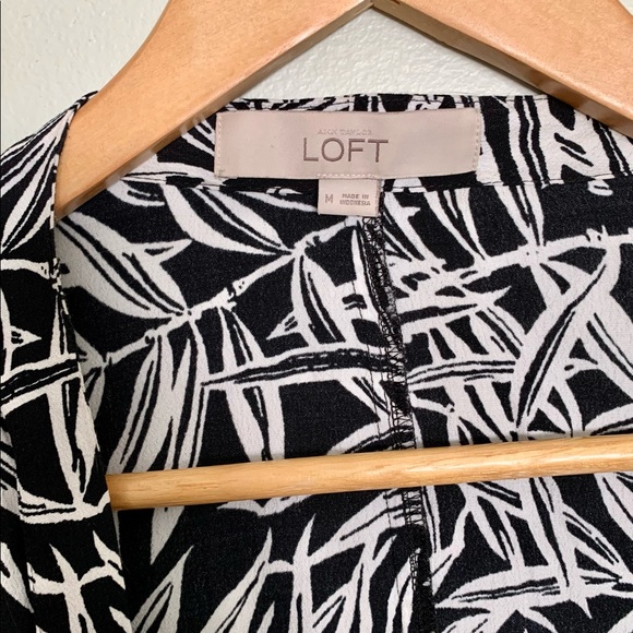 Ann Taylor Loft Light Cardigan/ Kimono/ Cover-up - Picture 3 of 3